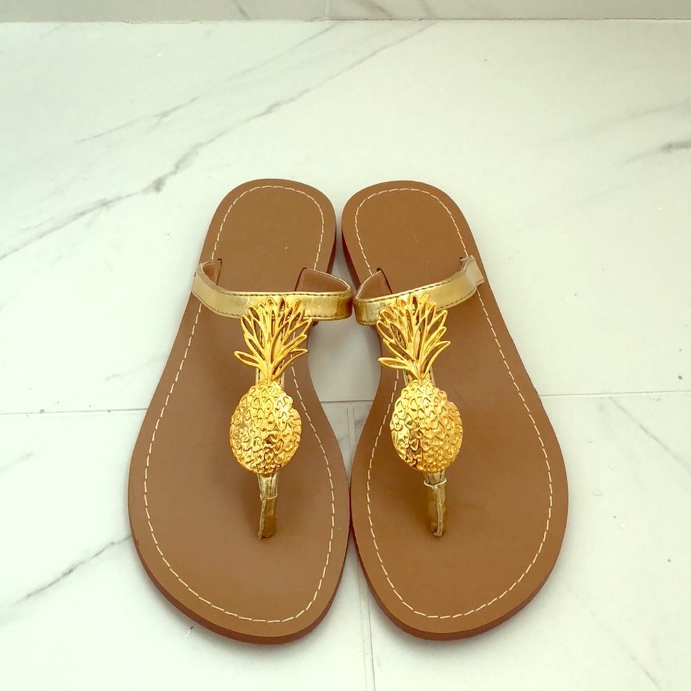 Lilly Pulitzer/Target Pineapple Flip Flops